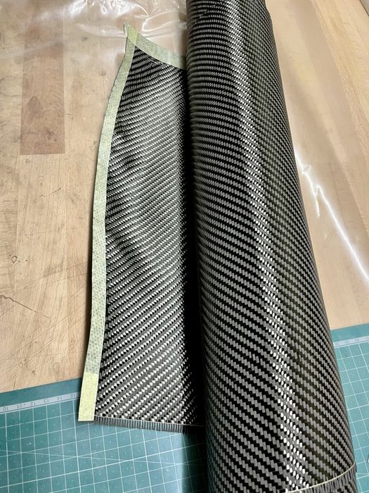 Fibra de carbono 210g 2x2 Twill 3k