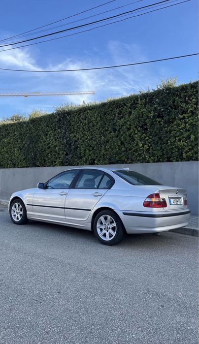 Pneus 205 55 com jantes 16 BMW