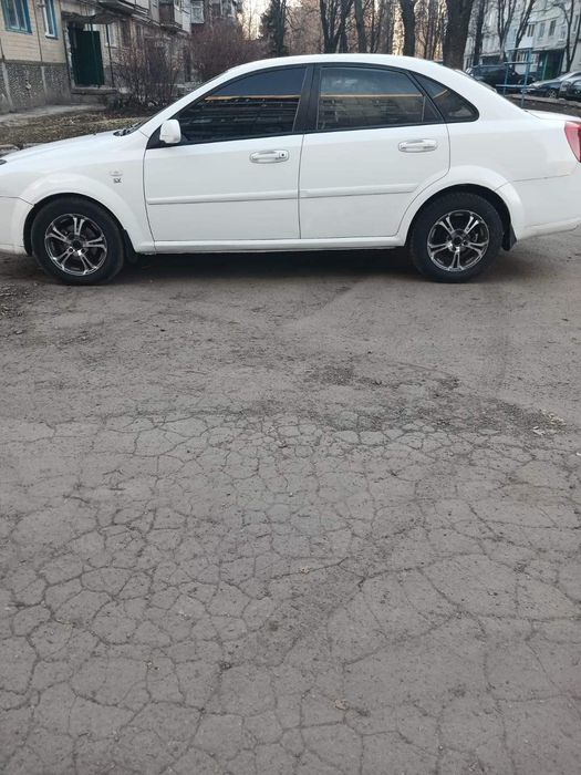 Срочно продам CHEVROLET LACETTI...
