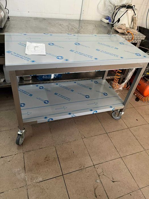 Stół gastronomiczny 120x60x85 cm na kółkach nowy FV23%