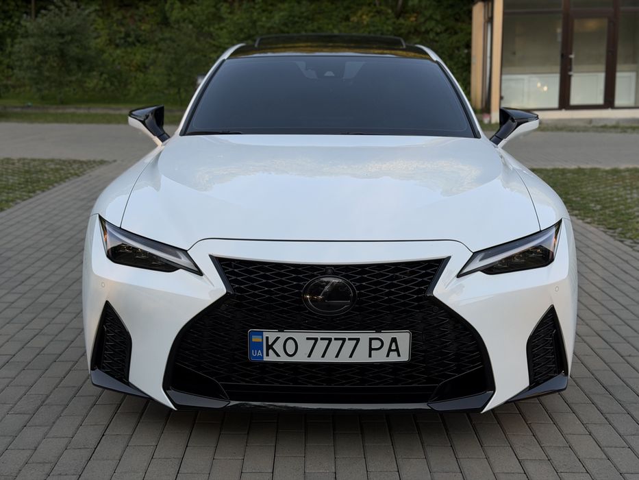 Lexus IS 350 2023p / 64 тис км / задній привід