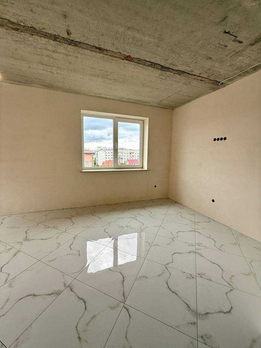 Продаж 4 кім квартири Жовква Петлюри