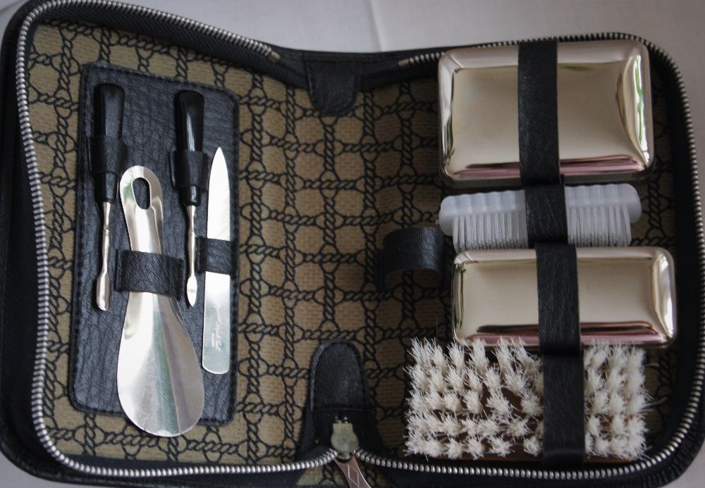 Bolsa toilette VIAGEM VINTAGE - A estrear