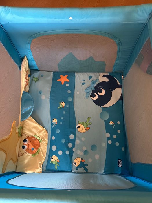 Продам дитячий манеж Chicco