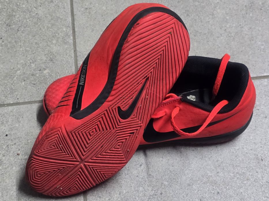 Buty halowe NIKE Phanaton