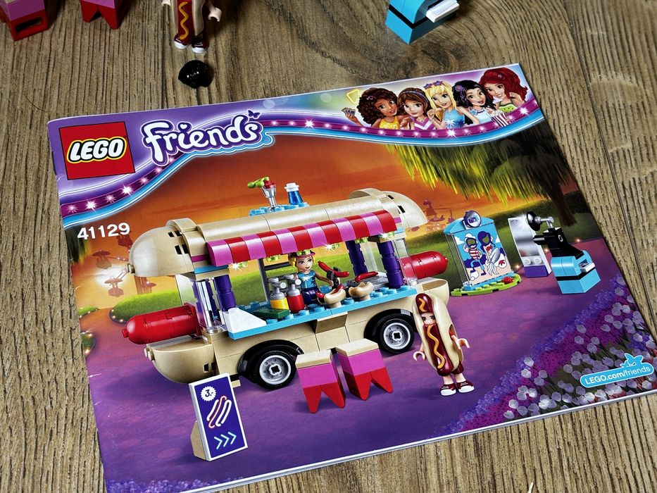 Lego Friends 41129 - Amusement Park Hot Dog Van