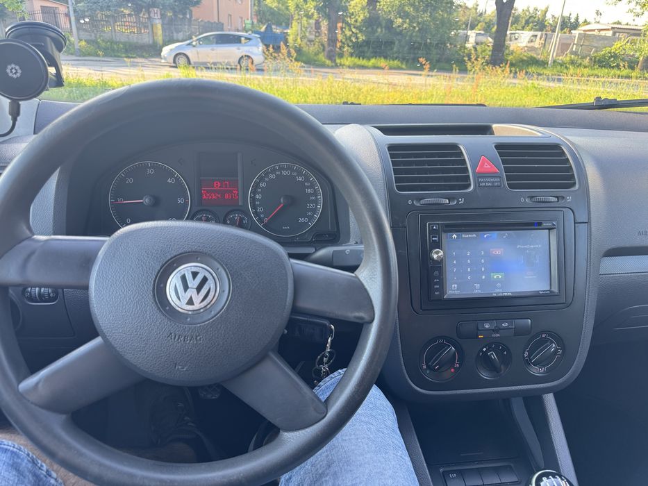 Volkswagen Golf V 1.9 TDI BKC 105 KM