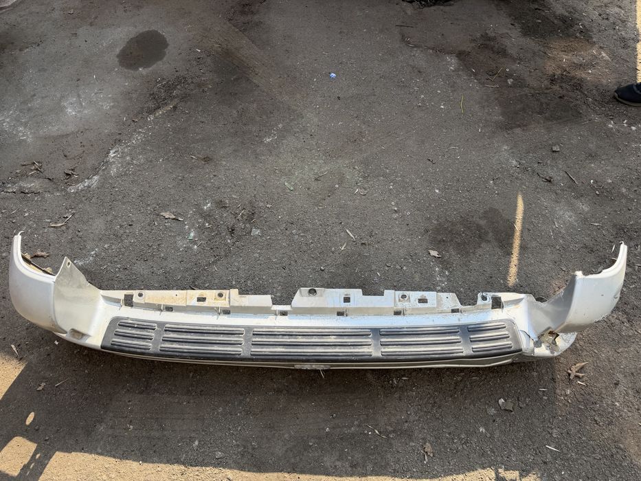 Задний бампер оригинал land cruiser Prado 120