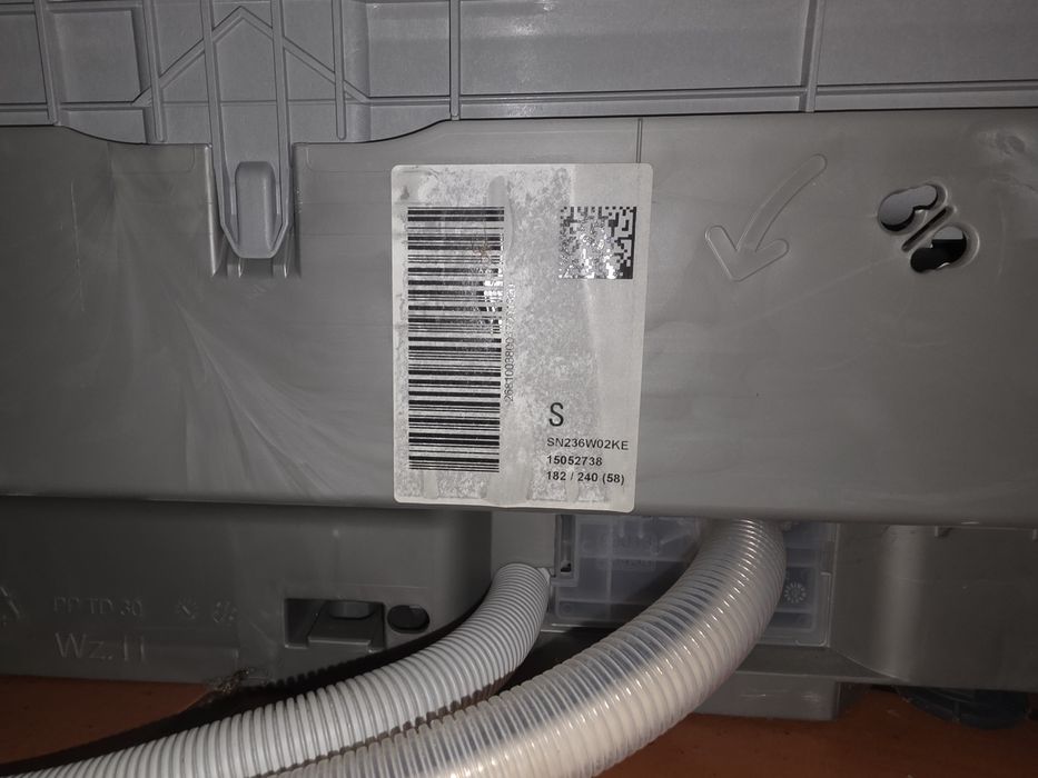 Máquina de lavar loiça Siemens SN236WO2KE