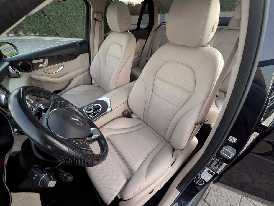 Mercedes GLC 300 (4 Matic) 2019