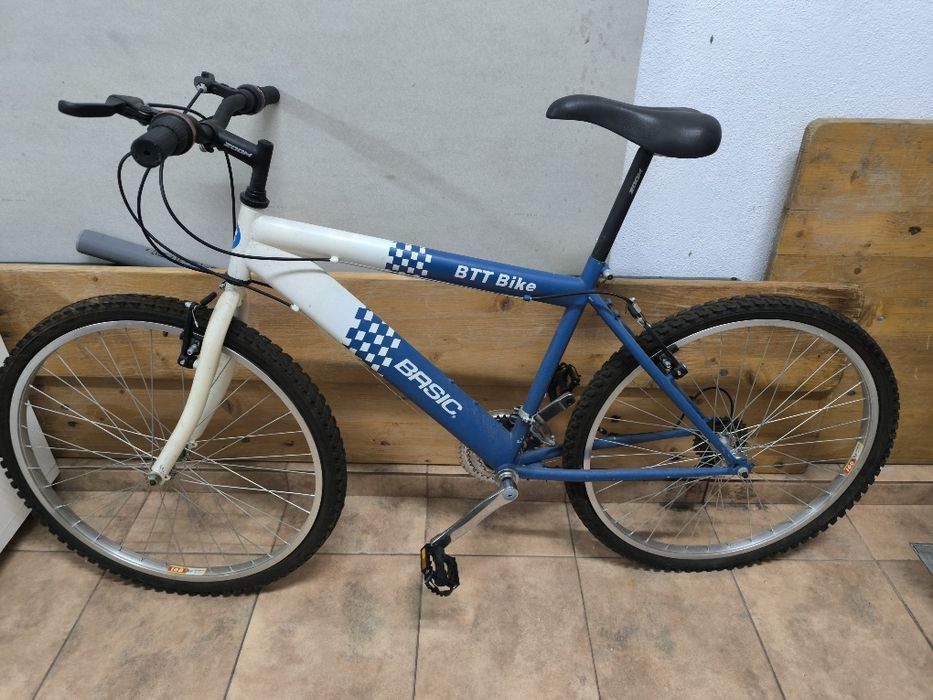 Bicicleta semi nova BTT