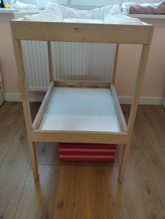 Przewijak Ikea SNIGLAR, Stół do przewijania