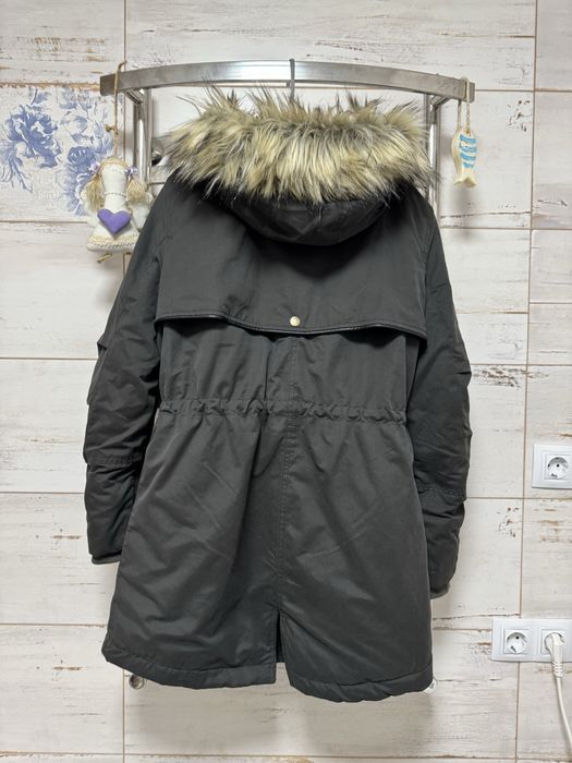 Жіноча парка H&M DIVIDEO