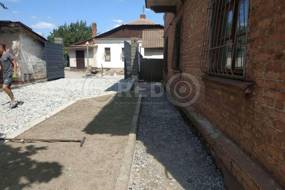 Продаж окремої частини будинку район пл. Артема, вул. Упіта