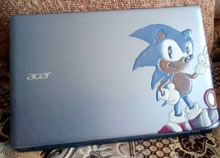 Acer Aspire E1-572G ноутбук поиграть