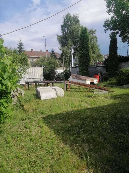 Продаж приміщення