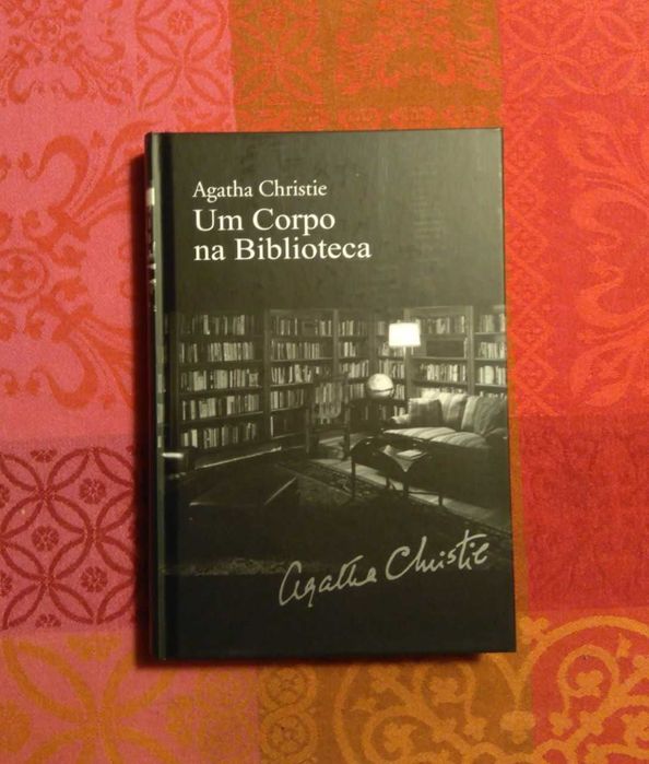 2 Agatha Christie - O Assassinato de Roger Ackroyd | Sangue na Piscina
