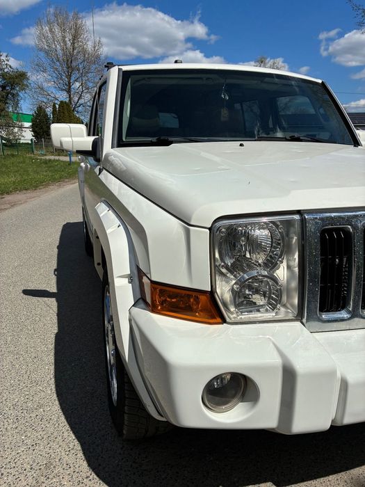 Jeep Commander