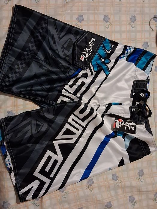 Calções de banho novos Quiksilver