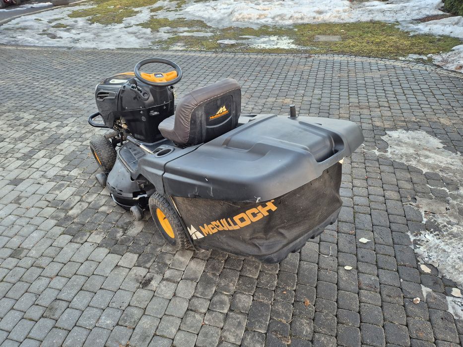 Traktorek Kosiarka Mcculloch M200-107  Briggs stratton V-twin 20Hp