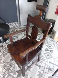 Cadeira de barbeiro antiga marca “ANFRA LISBOA” Rio Tinto • OLX