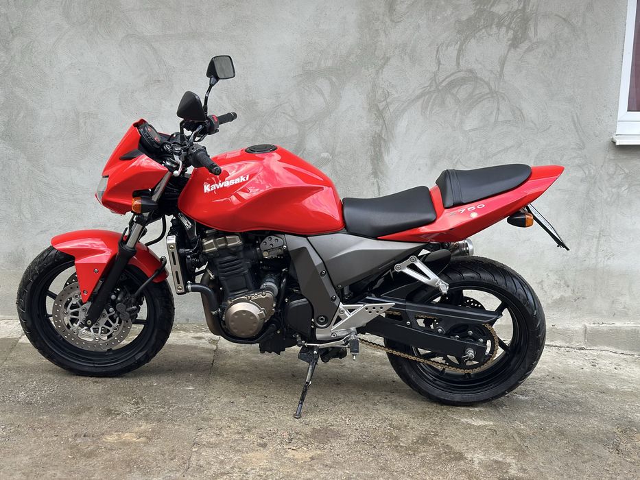 Продається Kawasaki ZR 750