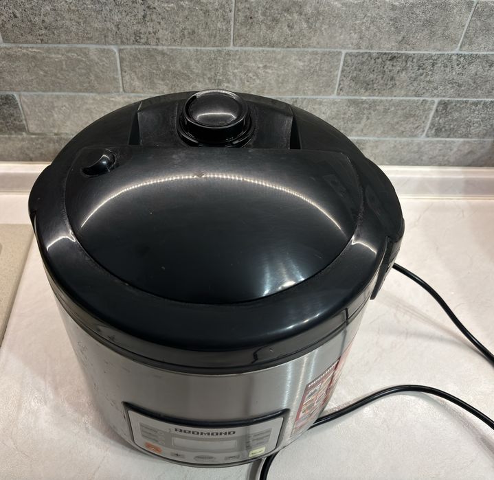 Мультиварка Radmond RMC M4525