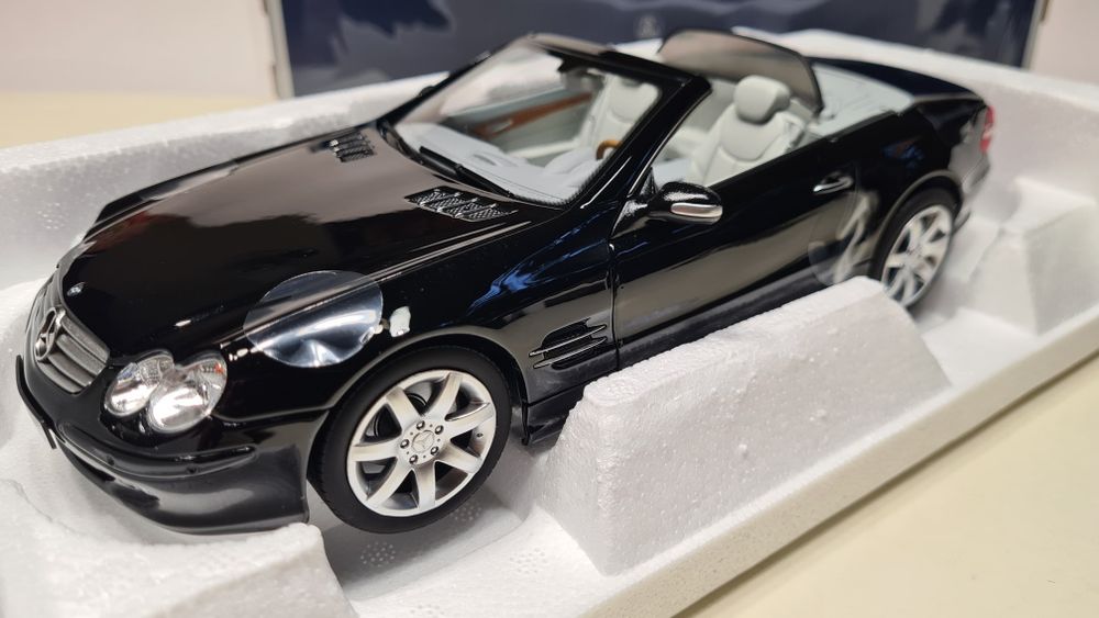 メルセデス・ベンツ コレクション】純正 SL 500 R 230 1/18 norev 1/18