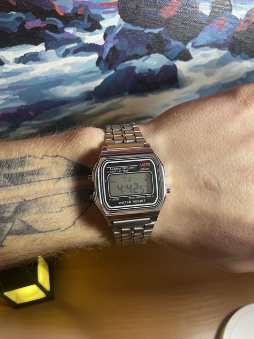 Годиник касіо/Casio