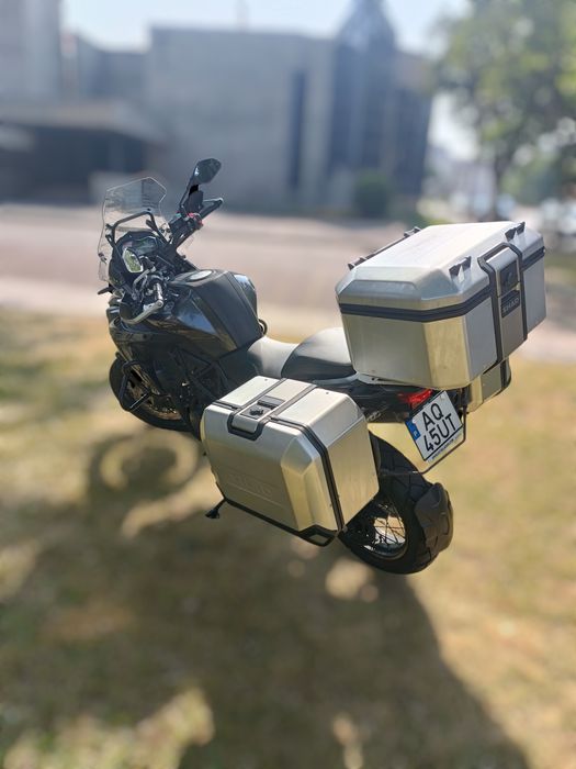 Moto Benelli 502 TRK