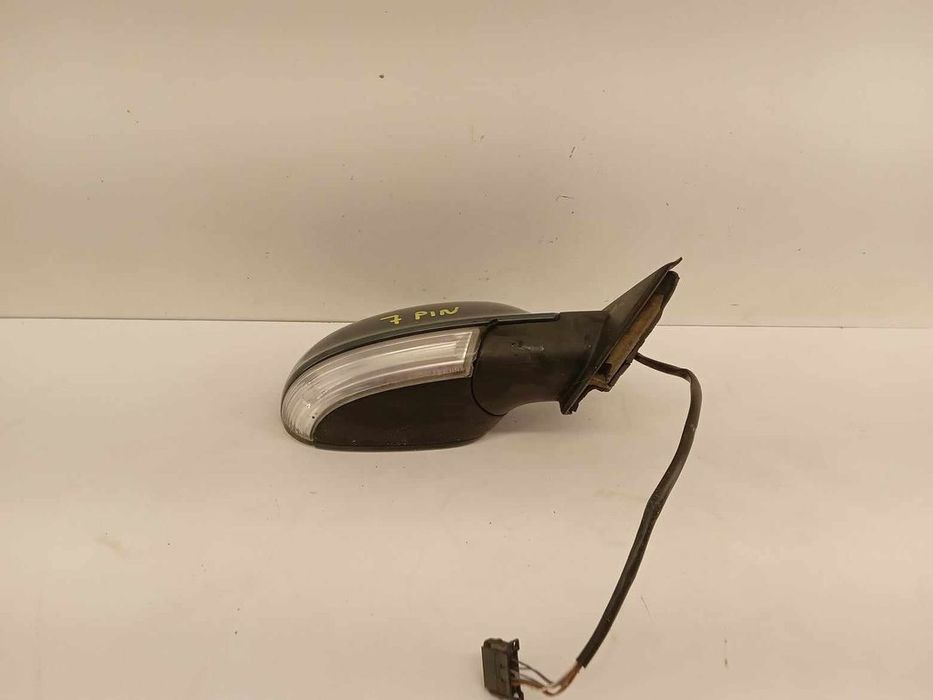 Lusterko Prawe Przód Vw Passat B6/05-10/7 Pin