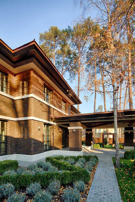 Орендувати будинок в найкращому місці міста Буча, поряд Міський парк