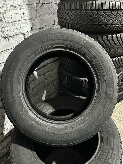 215/65 R16C 109/107T Bridgestone Duravis /2021рік/4шт./
