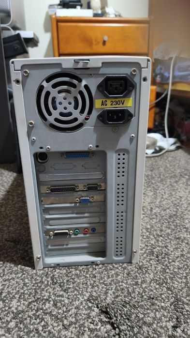 Retro Celeron Computer446078244430827521