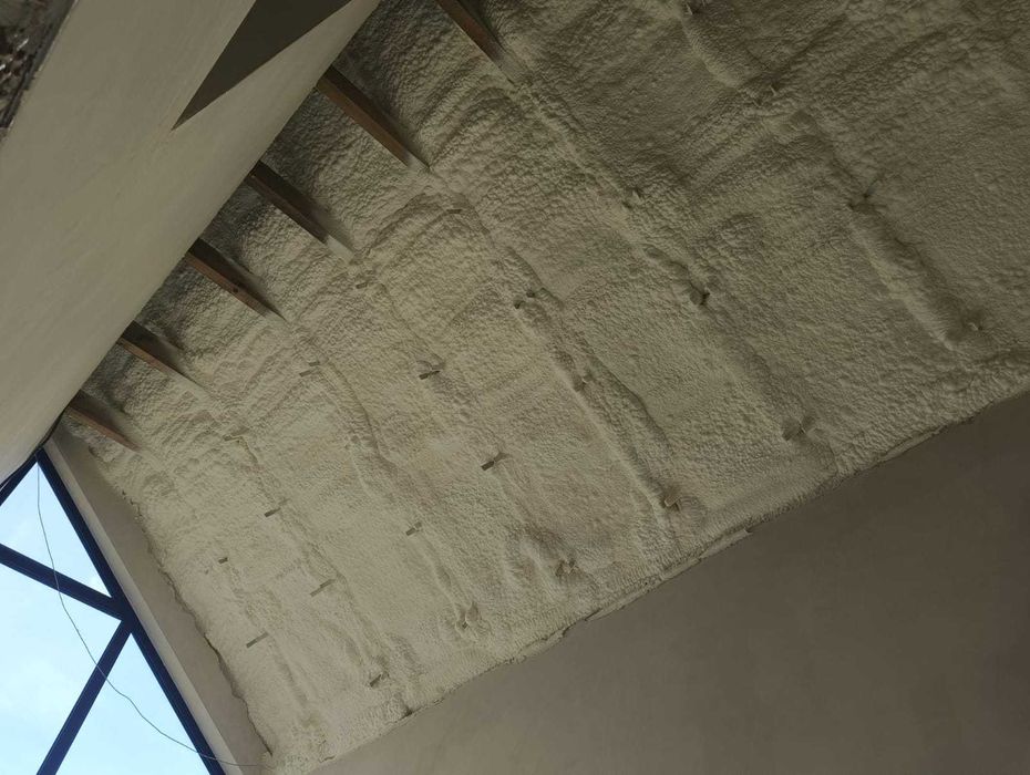 Piana pur ocieplenia poddaszy, stropów, ścian. Ocieplenia celulozą