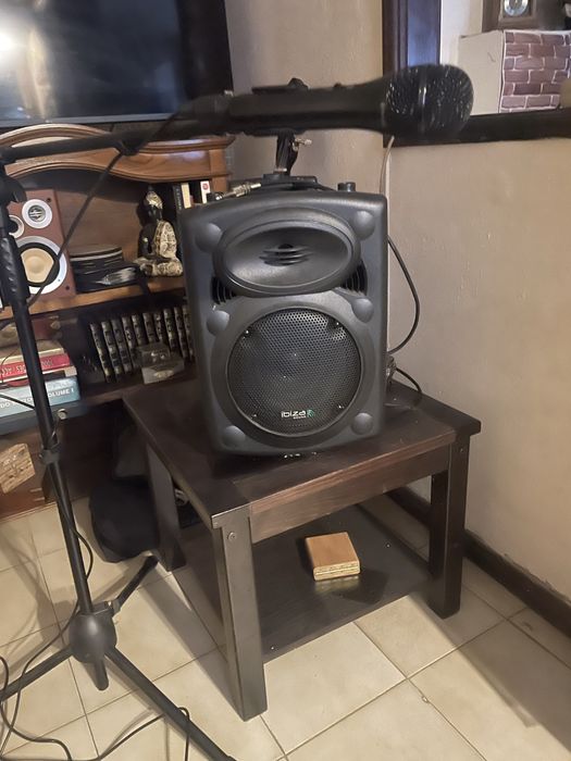Coluna/amplificador + microfone