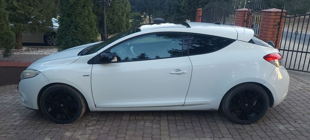 Sprzedam Renault Megane lll cupe 1.9 diesel.