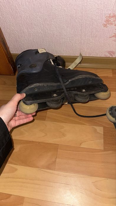 Ролікові ковзани Razors