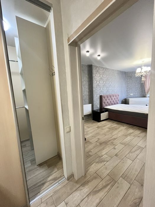 Сахарова/Бочарова, квартира в новом кирпичном доме, на 3эт (газ)