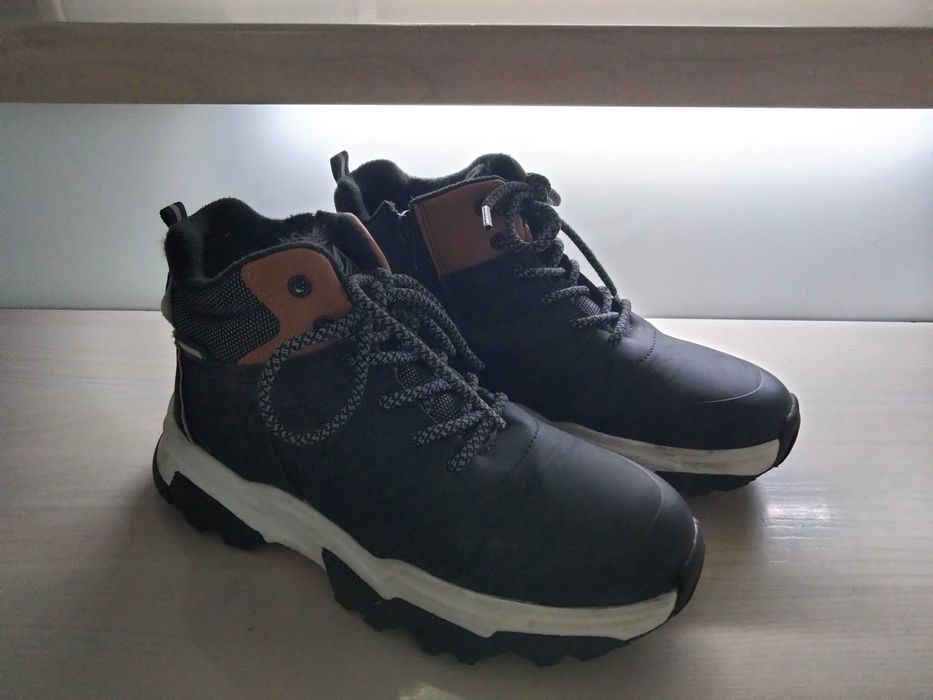 Buty zimowe dla chłopca rozm. 35