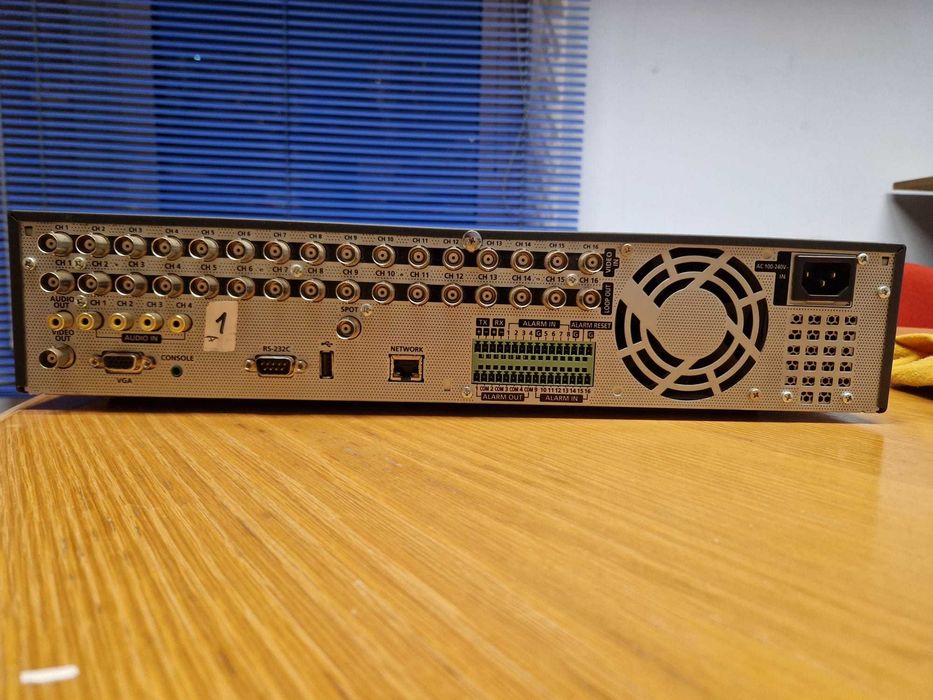 Gravadores CCTV Samsung SHR-6162, teclado de comando, controle remoto