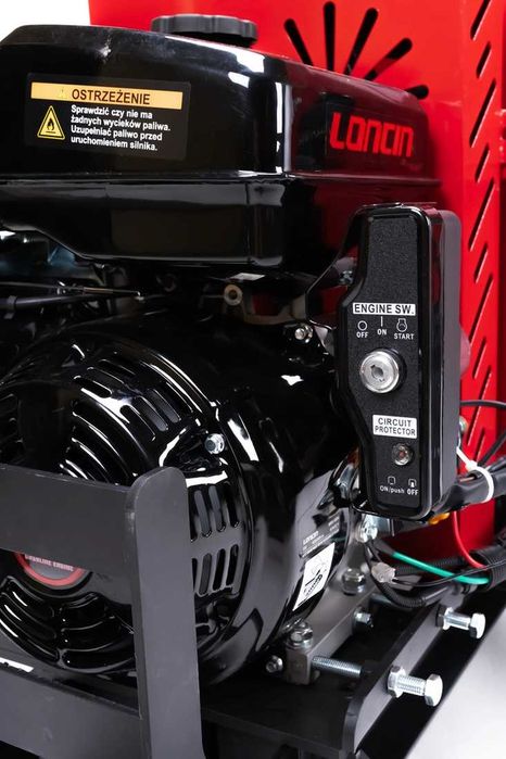 Rębak CEDRUS RB05 PRO Rozdrabniacz Spalinowy z Podajnikiem Hydraulicznym Rolka Wciągająca