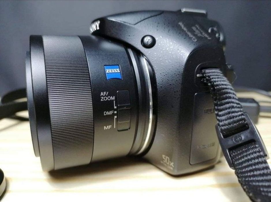 Sony HX400V Camera, 50x Zoom (24–1200 mm), Carl Zeiss Lens.64550651047169121