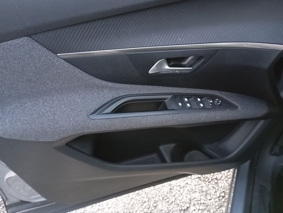 Pegeout 3008 1.6 hdi