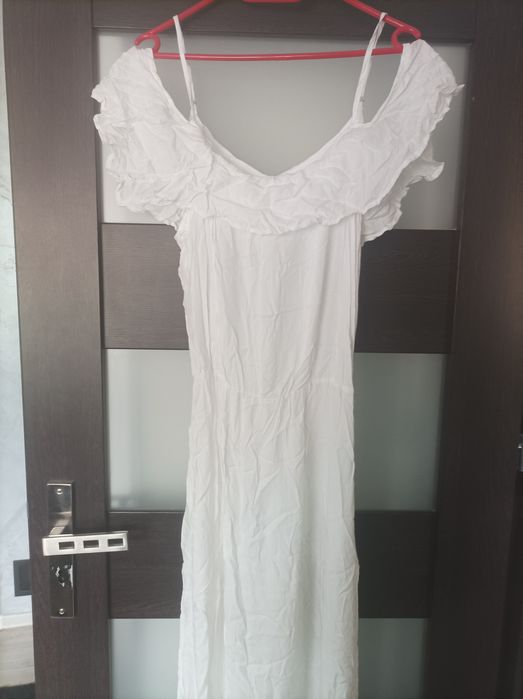 Sukienka długa biała