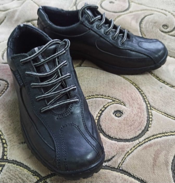 Кросівки,converse.