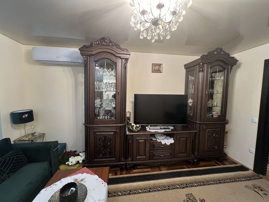 Продаж виликої квартири,Духновича.