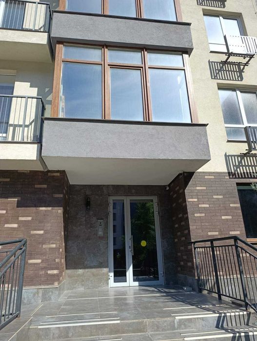 Продам однокімнатну квартиру біля моря