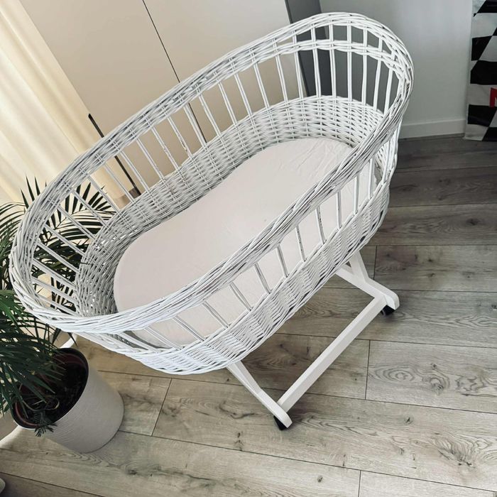 Łóżeczko kosz na kółkach