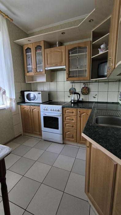 LS21 Олексіївка  Продам 3 кімнатну квартиру  метро Перемога
